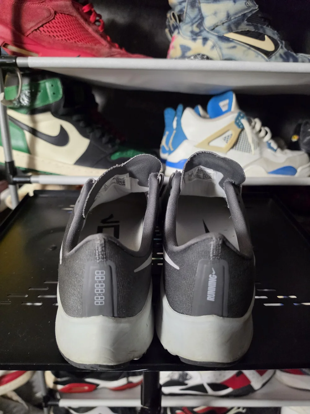 🔥 Nike Zoom Pegasus 37 Men's Size 10 Gray and White Running Shoes